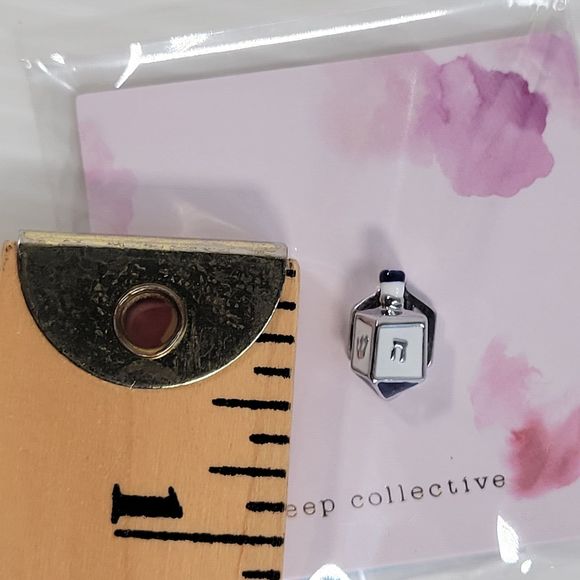 KEEP Collective Dreidel Silver Collectors Edition Charm for Stella Dot Bracelet - Picture 4 of 4